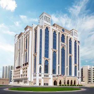 Al Jaddaf Rotana Отель Дубай